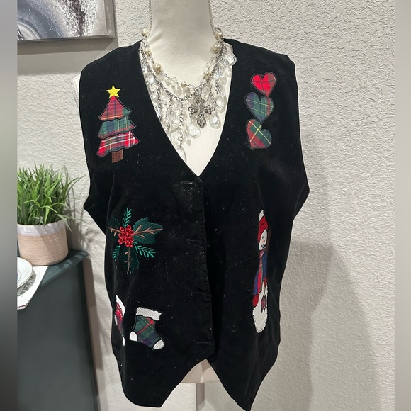 Westbound Holidays Black Velveteen Vest with Festive Plaid size L - Picture 1 of 6